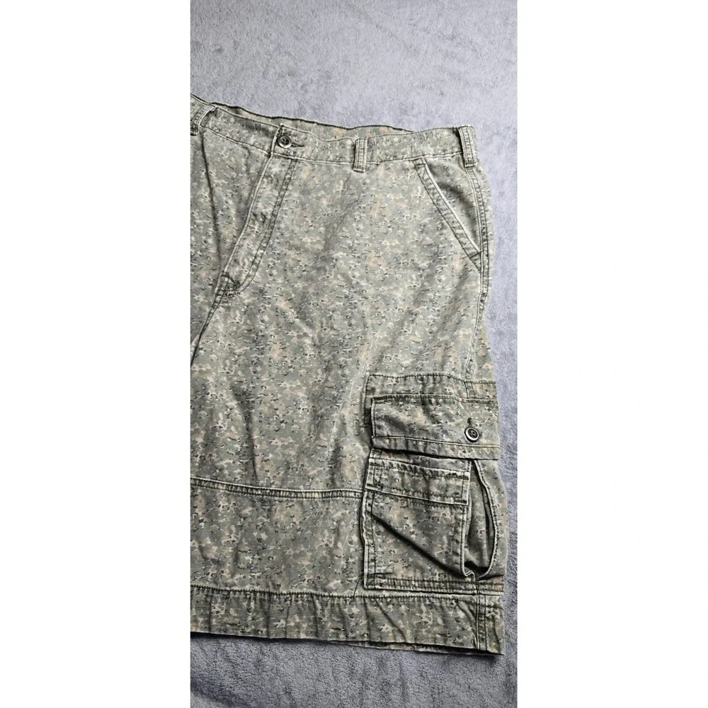 Levis Vintage 1996 Camo Cargo Shorts Mens Size 42 6 Pocket White Labe 11